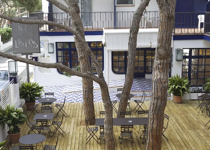 Els Pins Castell-Platja d'Aro